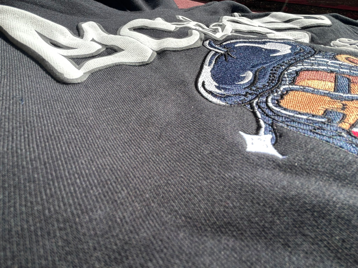 PW BLACK PAINTER CROPPED HOODIE